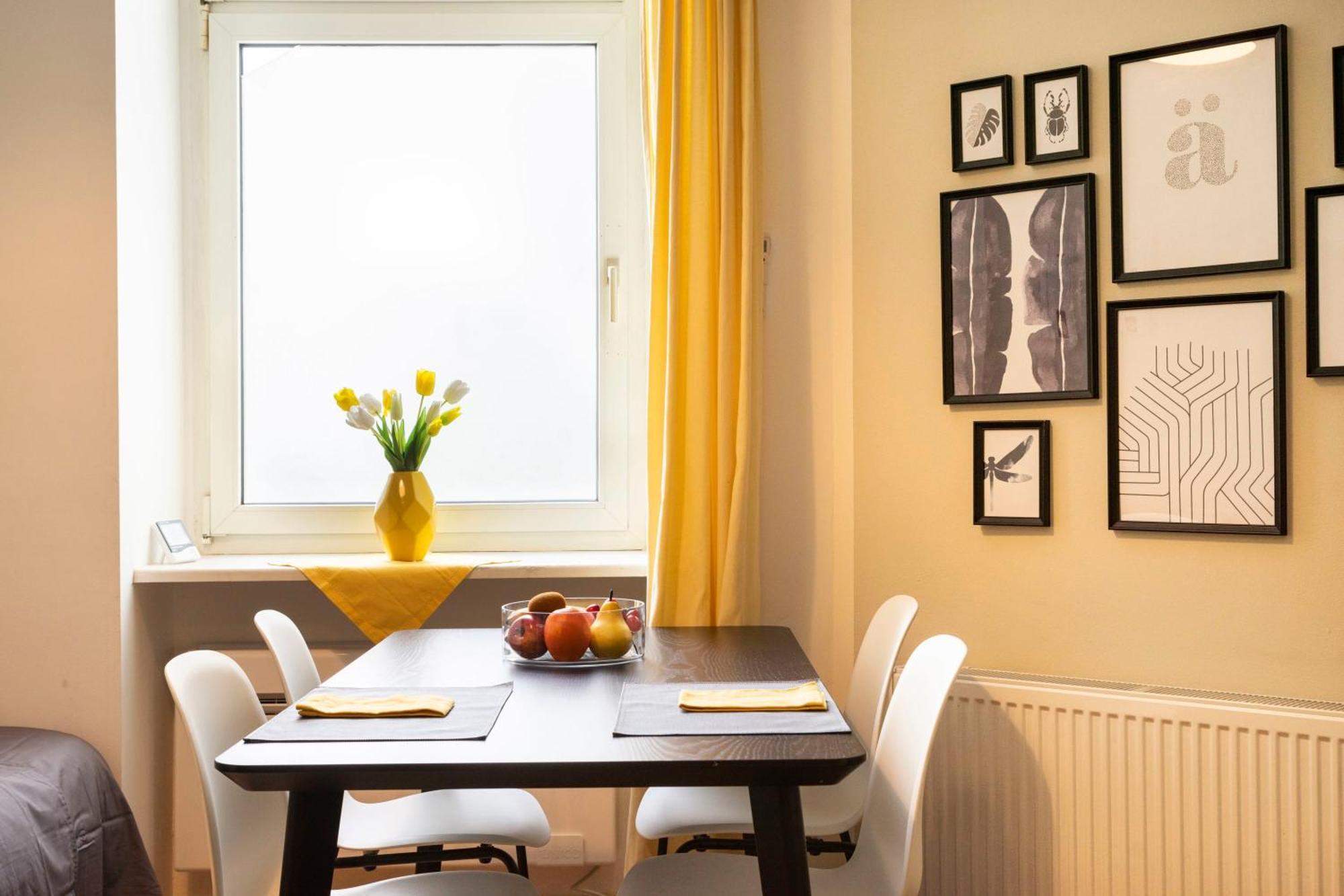 112 Joachim Hlinks Apartamento